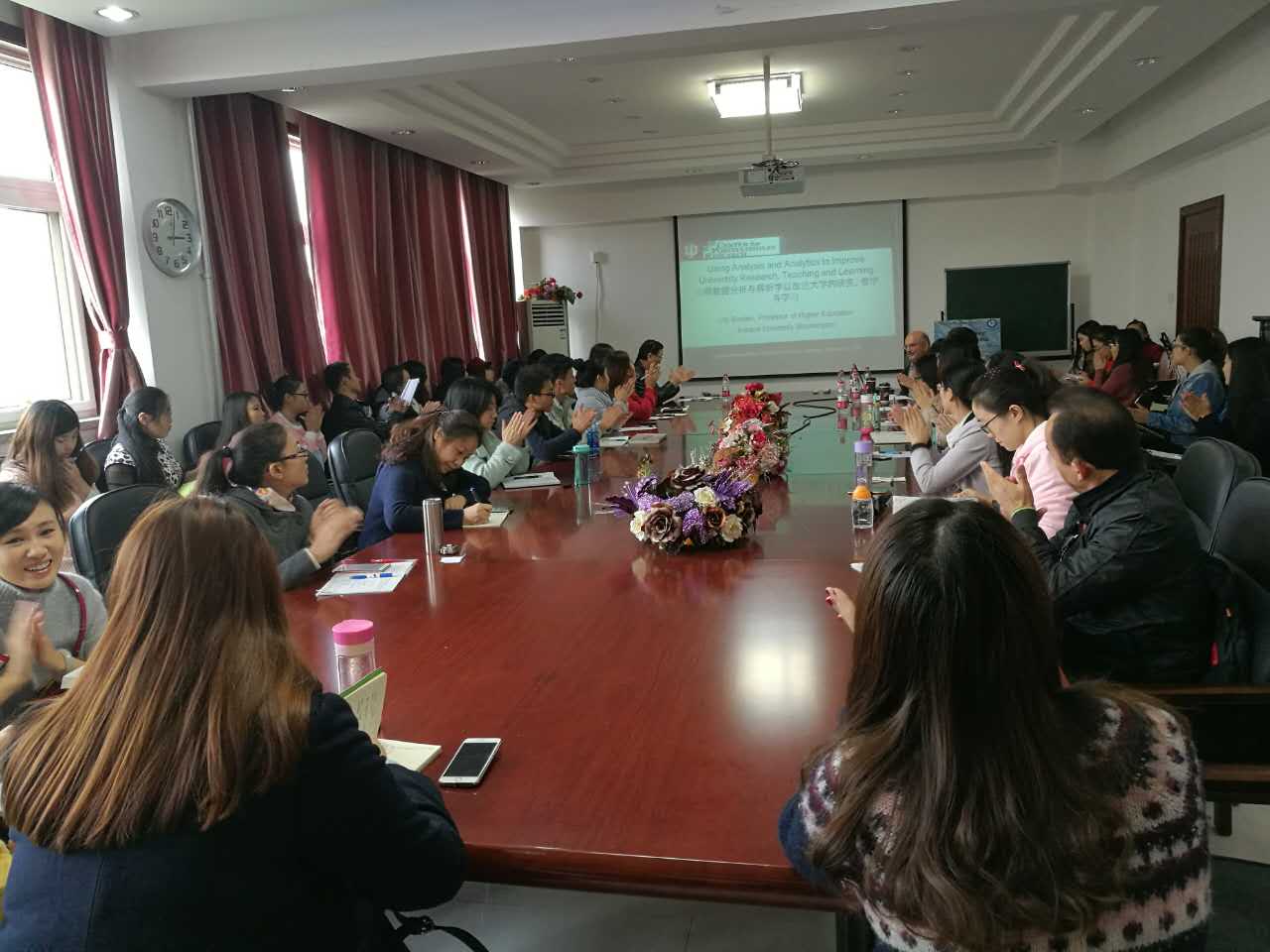 1477466242968068897.jpg H: 学术交流 国外学者讲座61025 白华导师 Borden教授照片#45.jpg