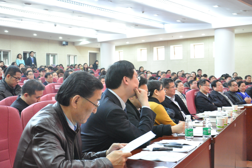1482197229072098403.png 会场.png